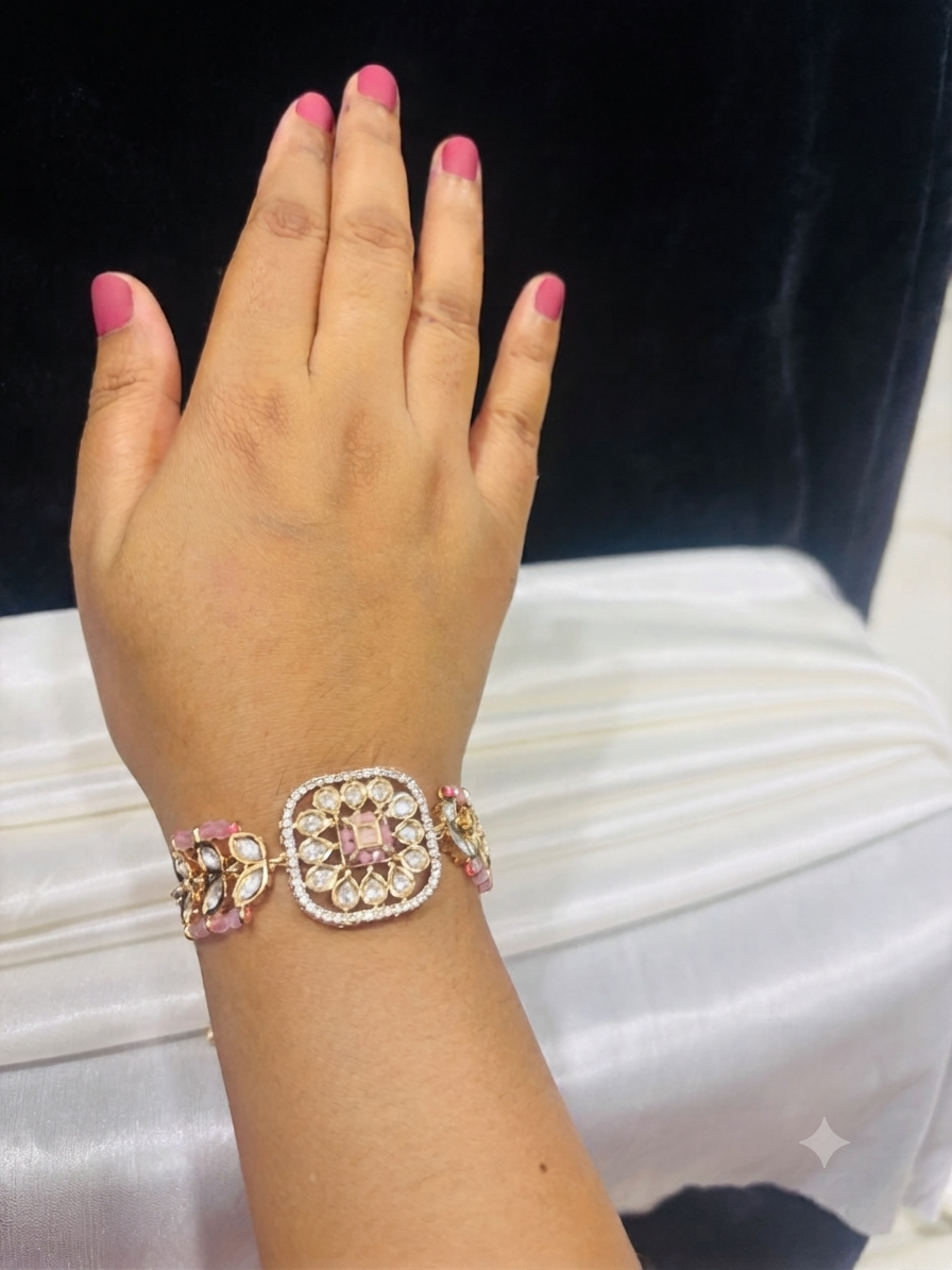 Floral Kundan Adjustable Bracelet