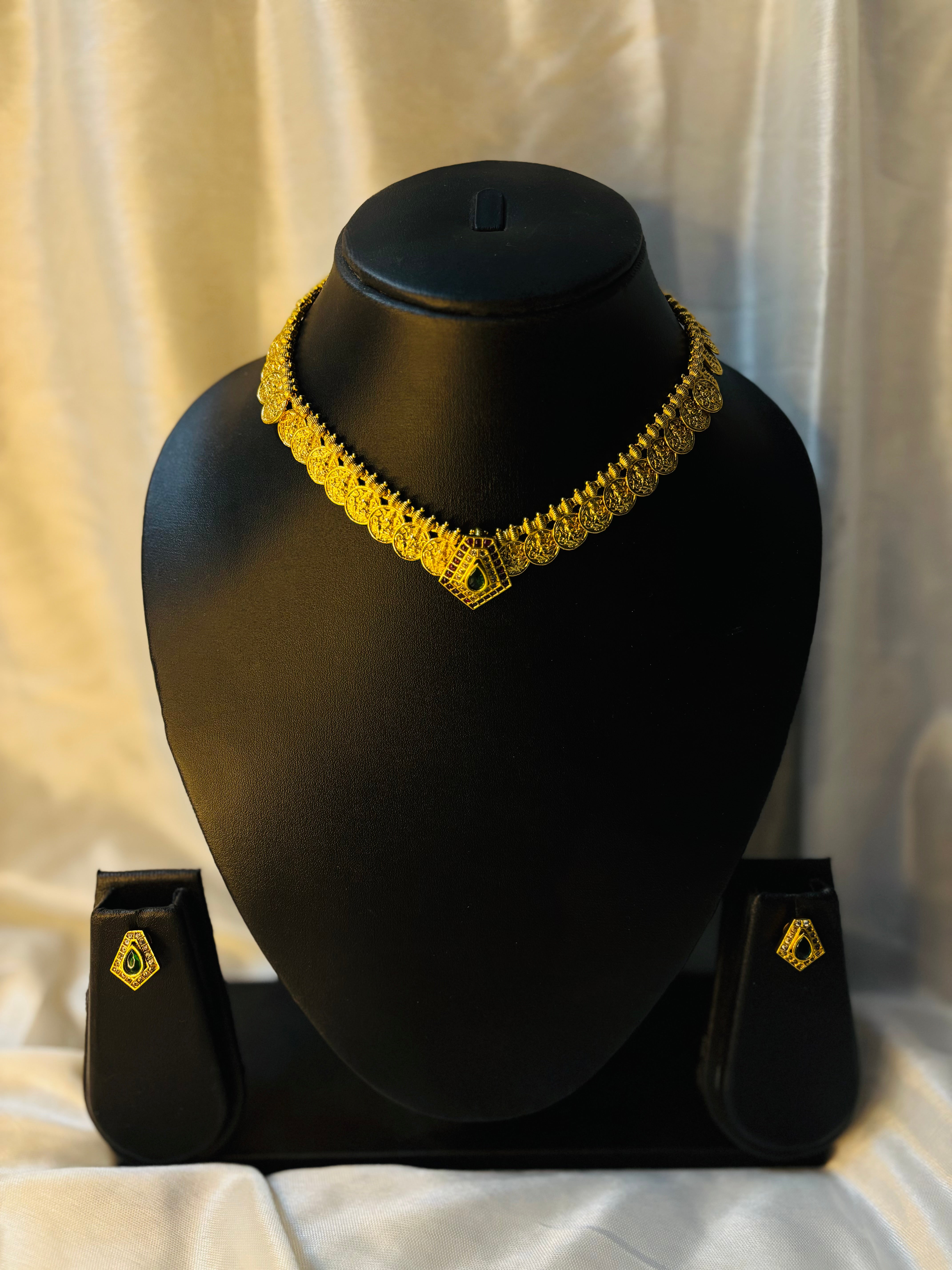 Traditional Gold Necklace