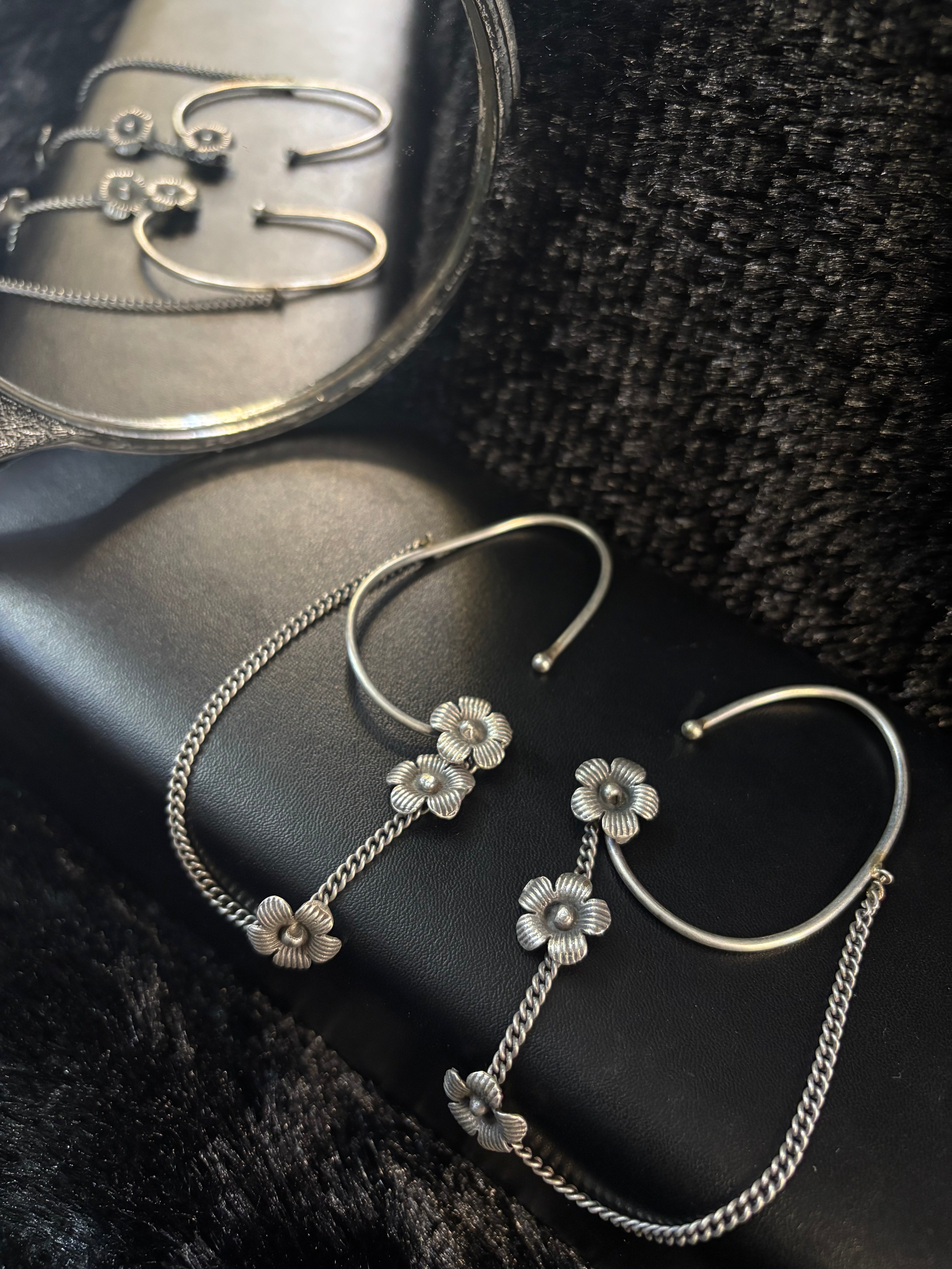 Silver Earcuff