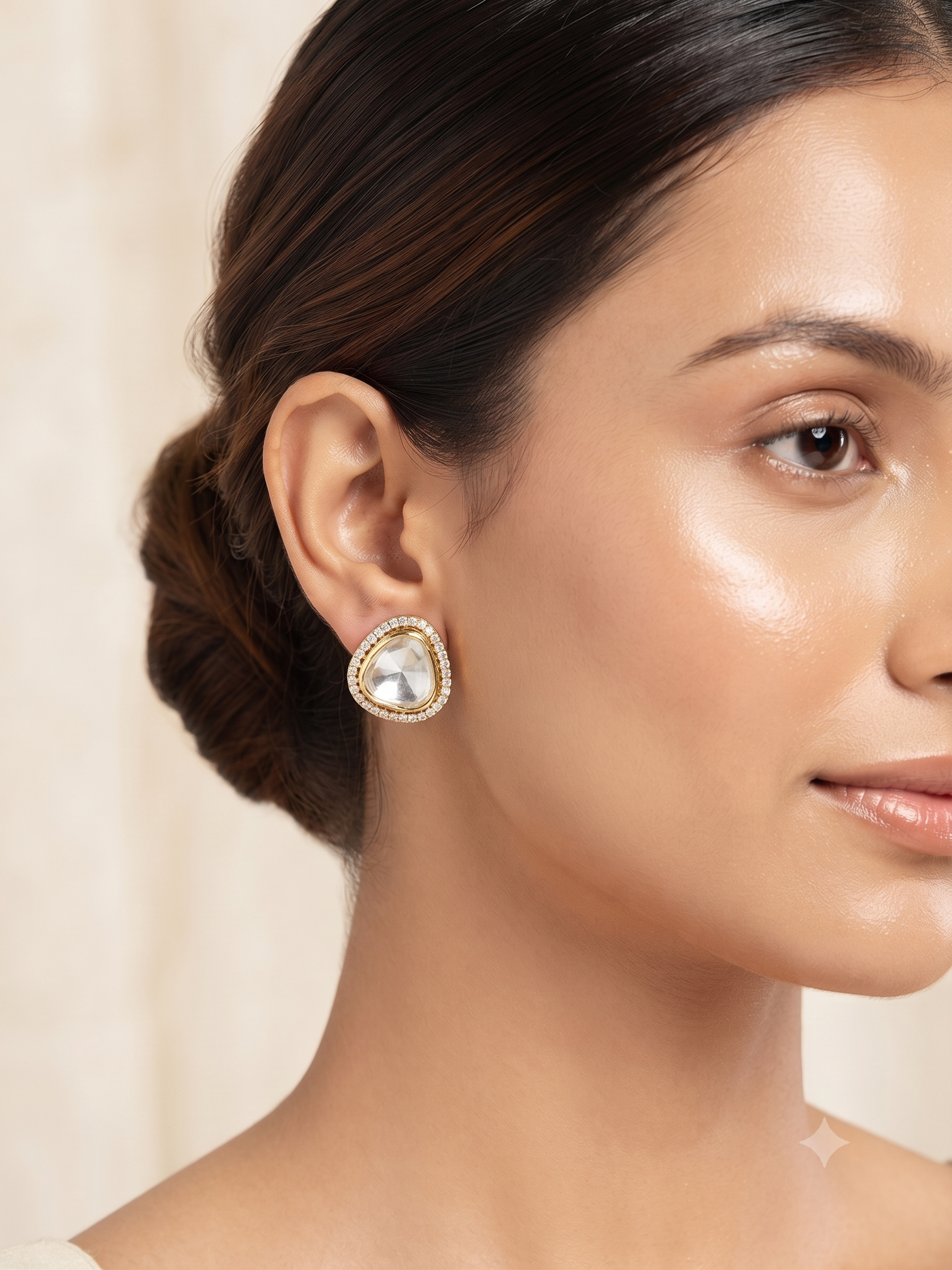 Solitaire Polki Halo Studs
