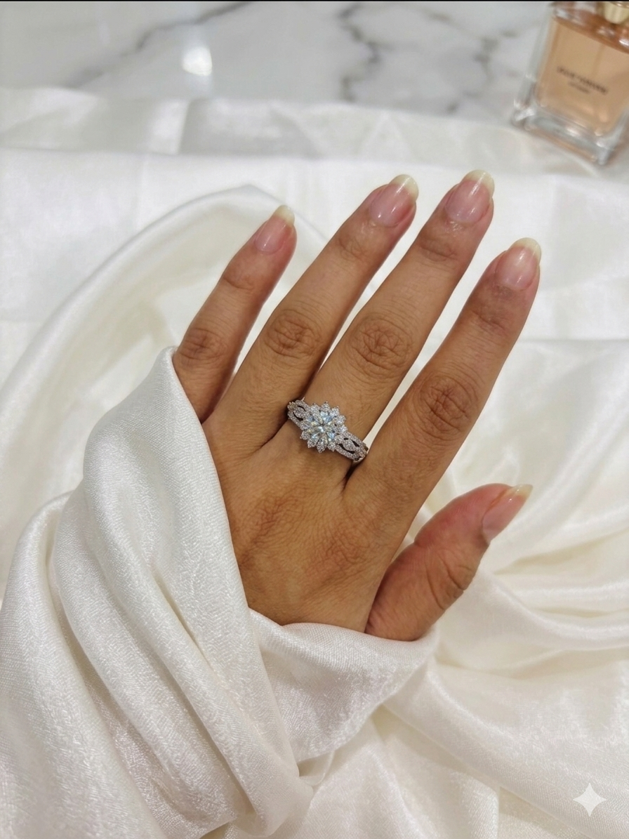 The Elysia Twisted Halo Ring