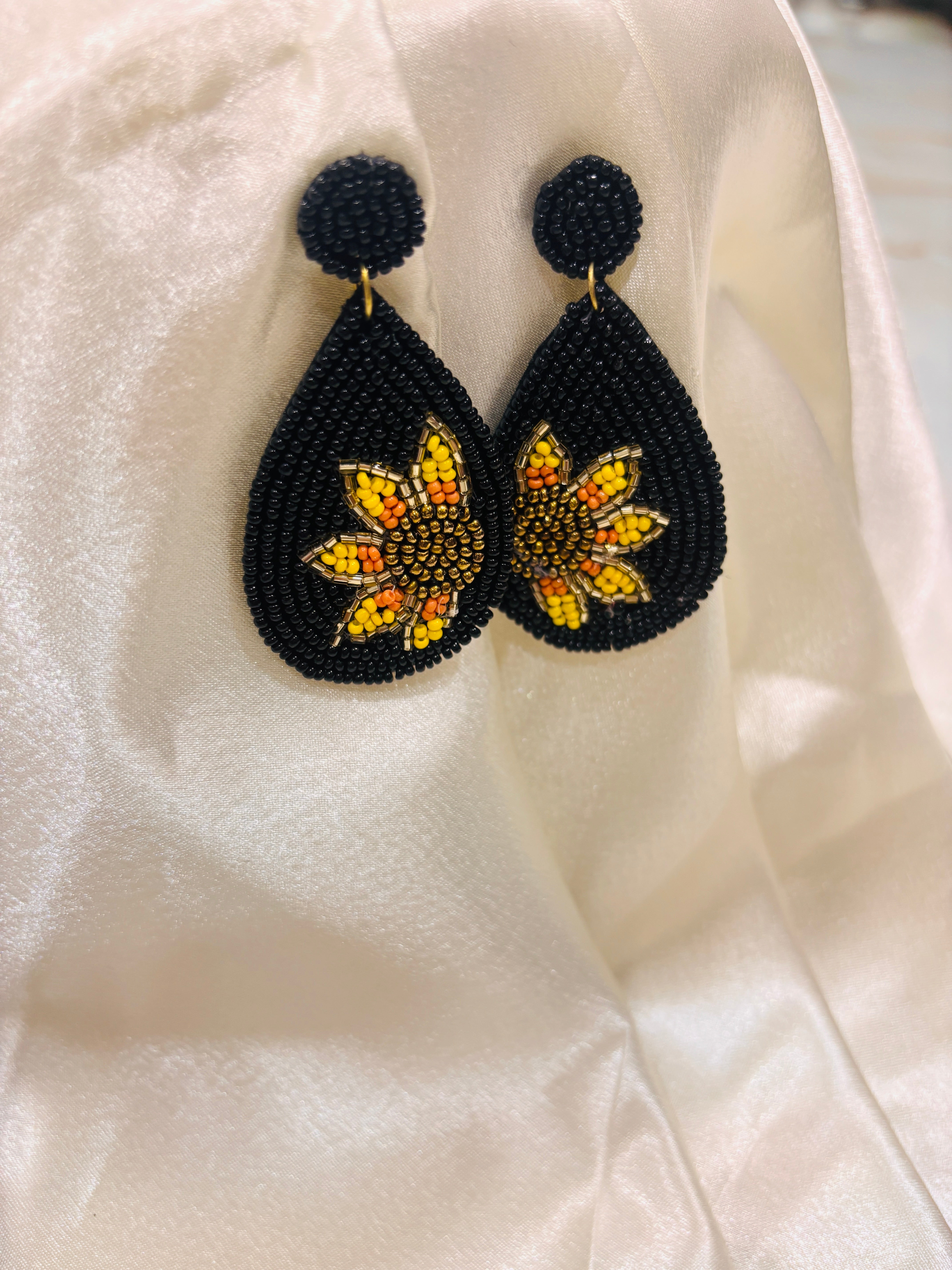 Handmade beaded earings